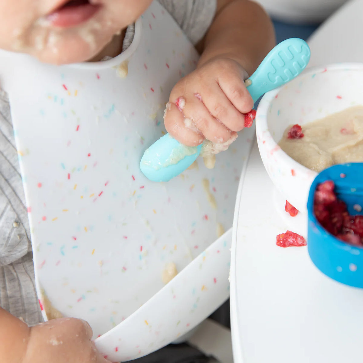 Bumkins Silicone Molded Bib - Vanilla Sprinkle